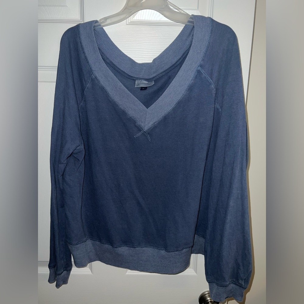 Boxy Semi Cropped long sleeve